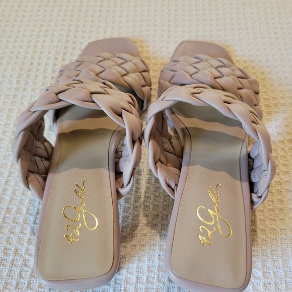 42 Gold Elegant Women's Braided Sandals - Cream - Picture 5 of 11
